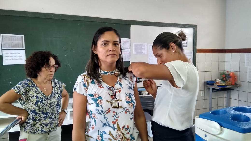 Camacã: Campanha de Vacinação contra Influenza (Gripe) alcança professores da rede pública 
